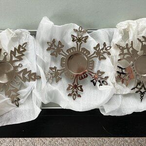 New In the Box Restoration Hardware Snowflake Tealight Candle Holders Set of 3
